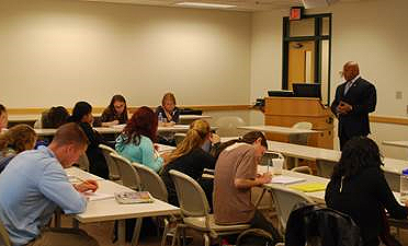 SAC Tuggle speaks with undergraduate students at Lehigh University about drug policies, the criminal justice system, drug portrayal in the media, pharmaceutical companies and diversion, marijuana, and the heroin and opiate epidemic .  